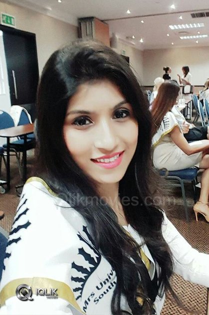 Premkahani-Movie-Actress-Abhimanika-Tavi-Mrs-Universe-Finalist-Durban-Exclusive-Photo-Gallery